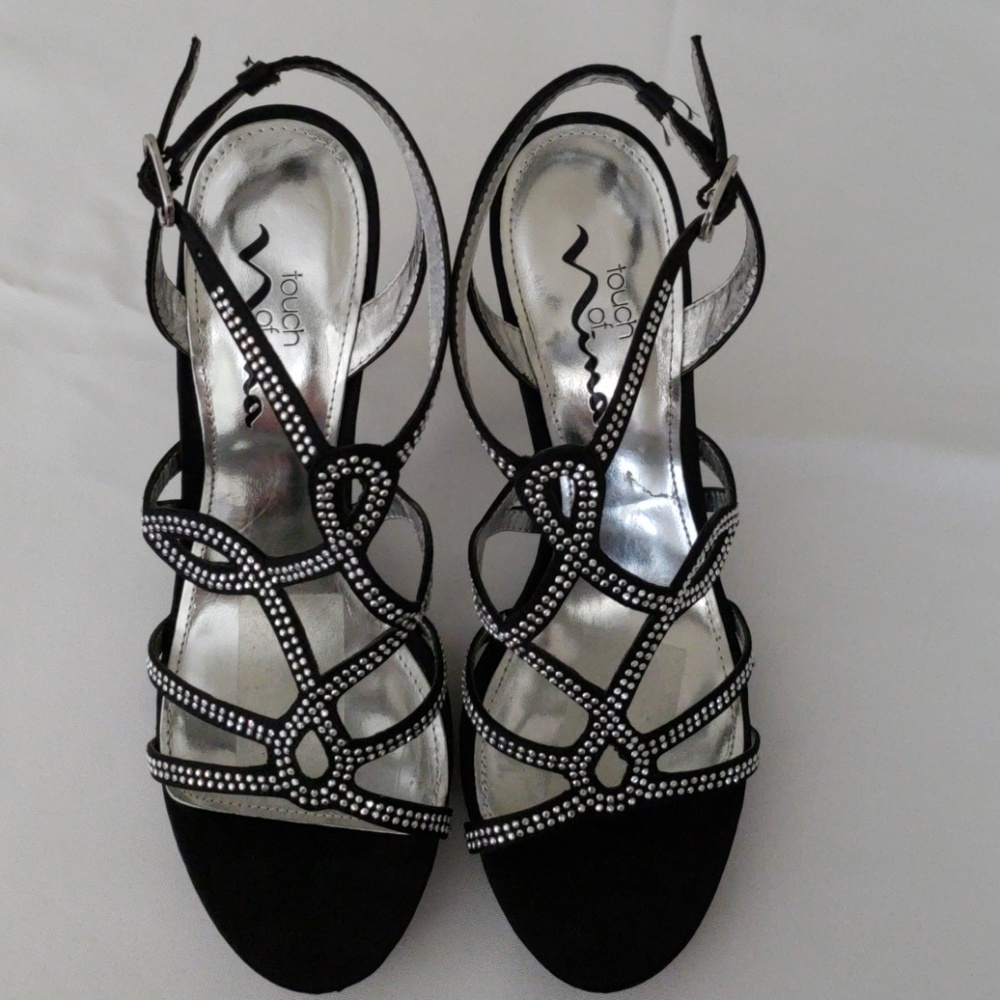 Nina Black Satin Heels Sz 7 1/2M